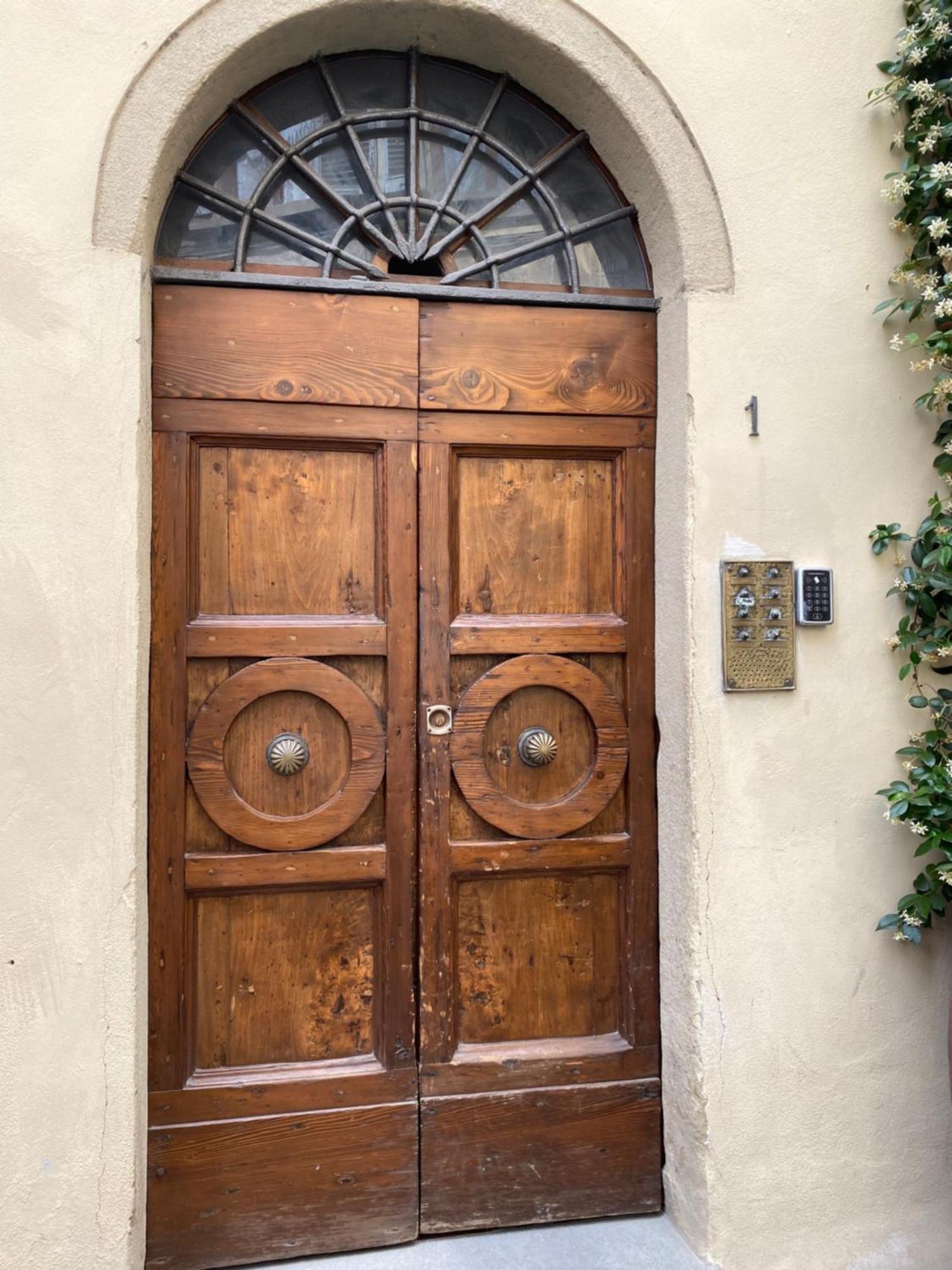 Apartment Amazing In Piazza Santa Croce